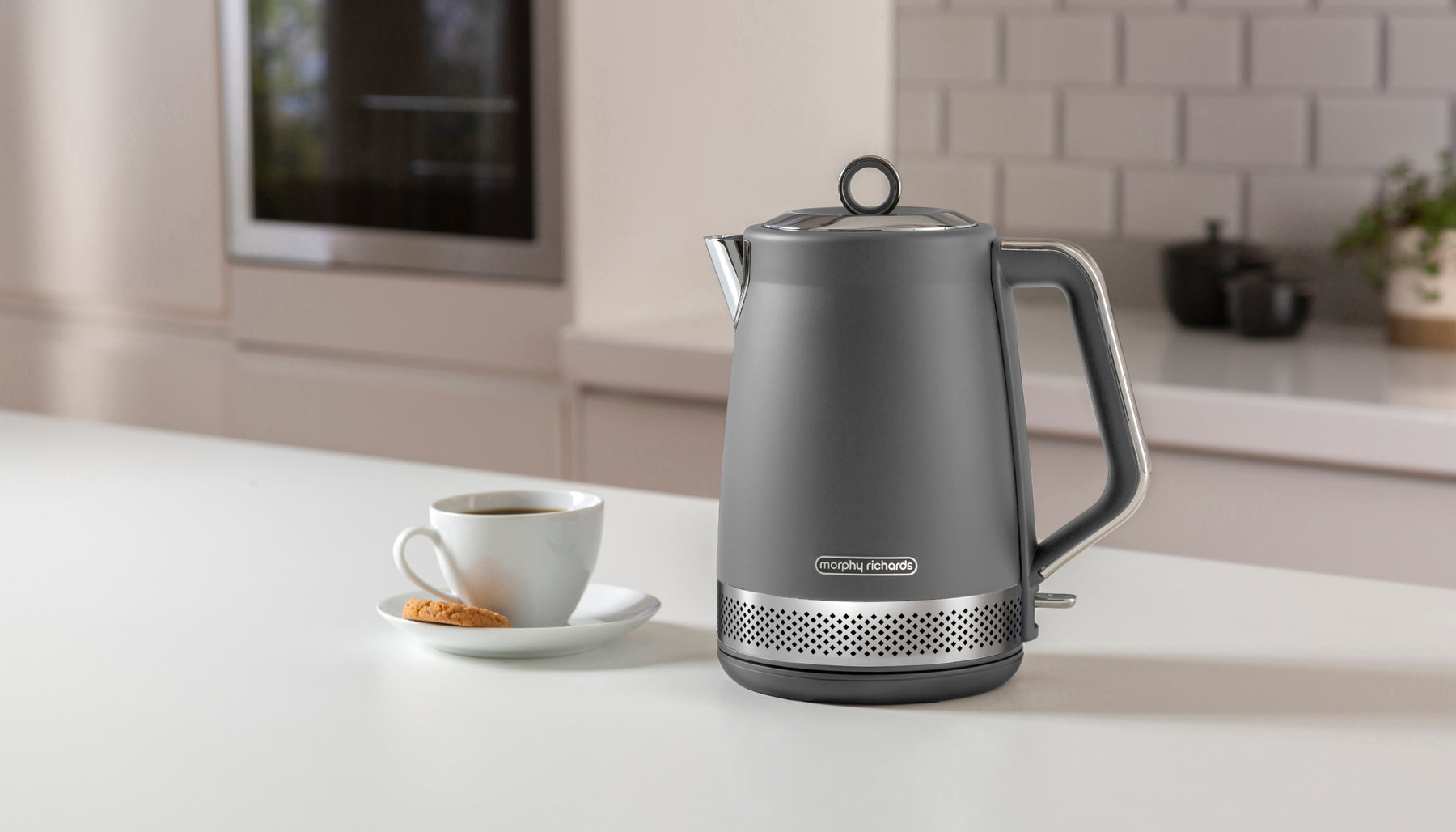 Morphy Richards 1.7L Illumination Jug Kettle in Titanium Grey