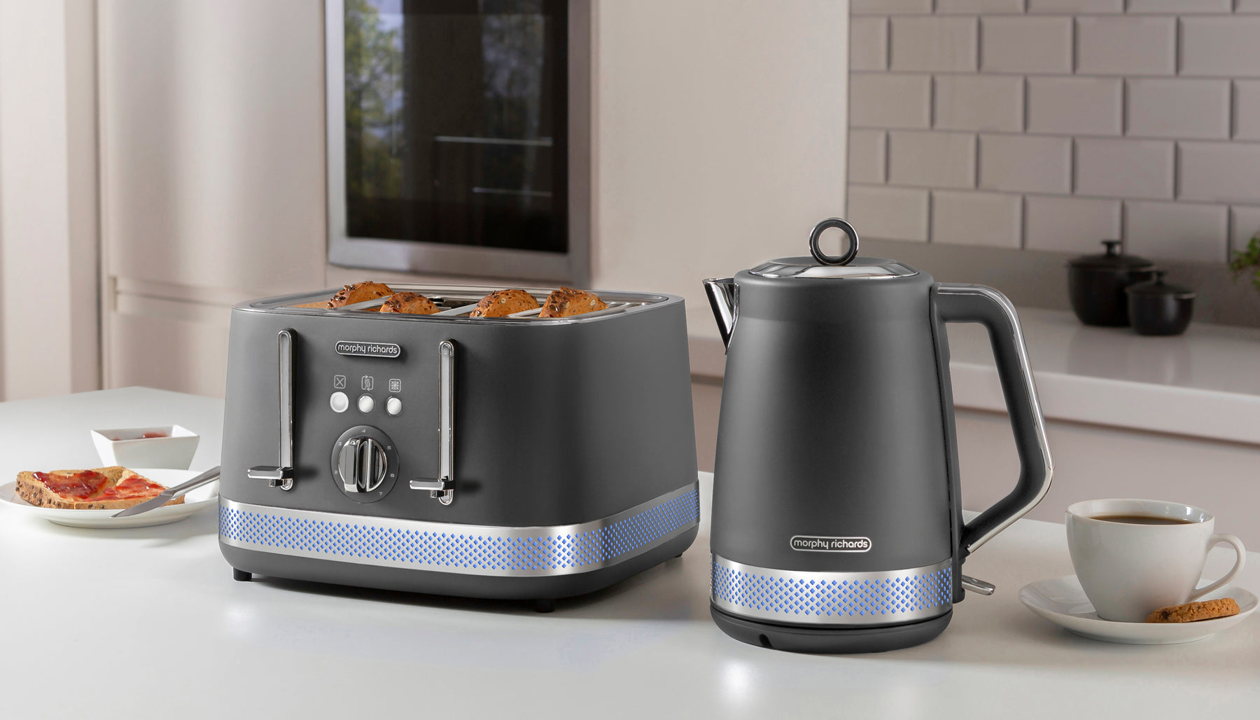 Morphy Richards 1.7L Illumination Jug Kettle in Titanium Grey