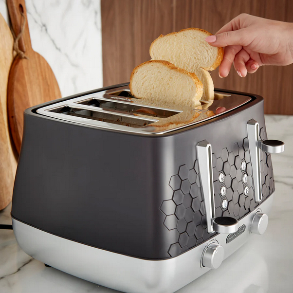 MORPHY CASSINI MOONLESS NIGHT 4 SLICE TOASTER | 243020