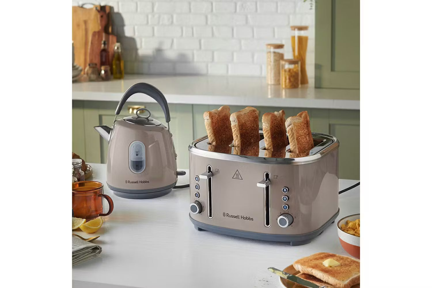 Russell Hobbs Stylevia 4 Slice Toaster | 26293 | Mocha