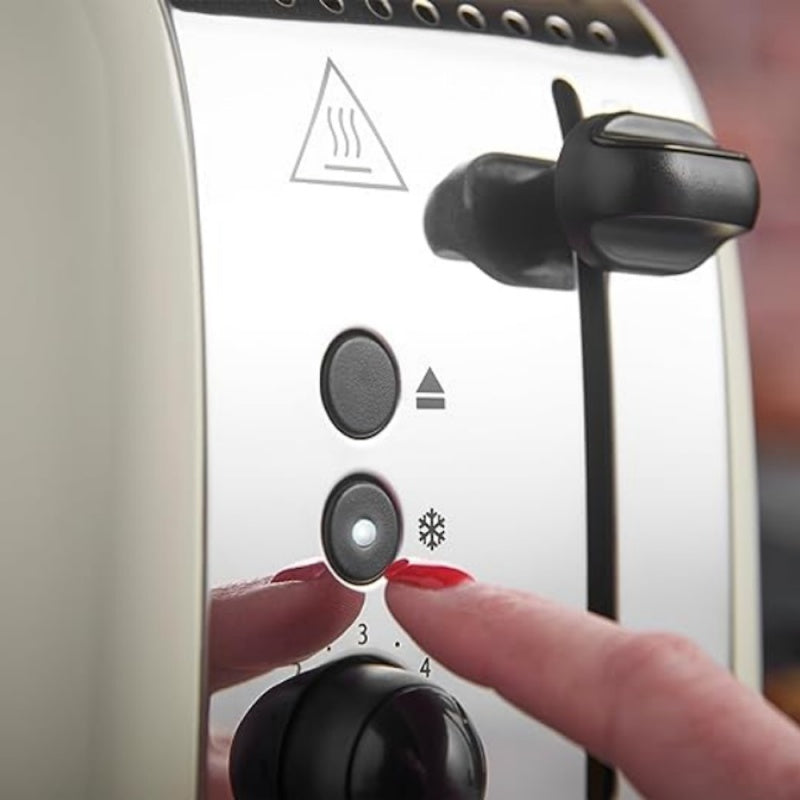 Russell Hobbs 2 Slice Toaster Cream 26551