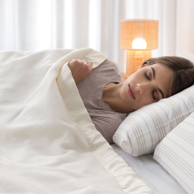Dreamland Double - Dual Control Overblanket Electric Blanket | 16925C