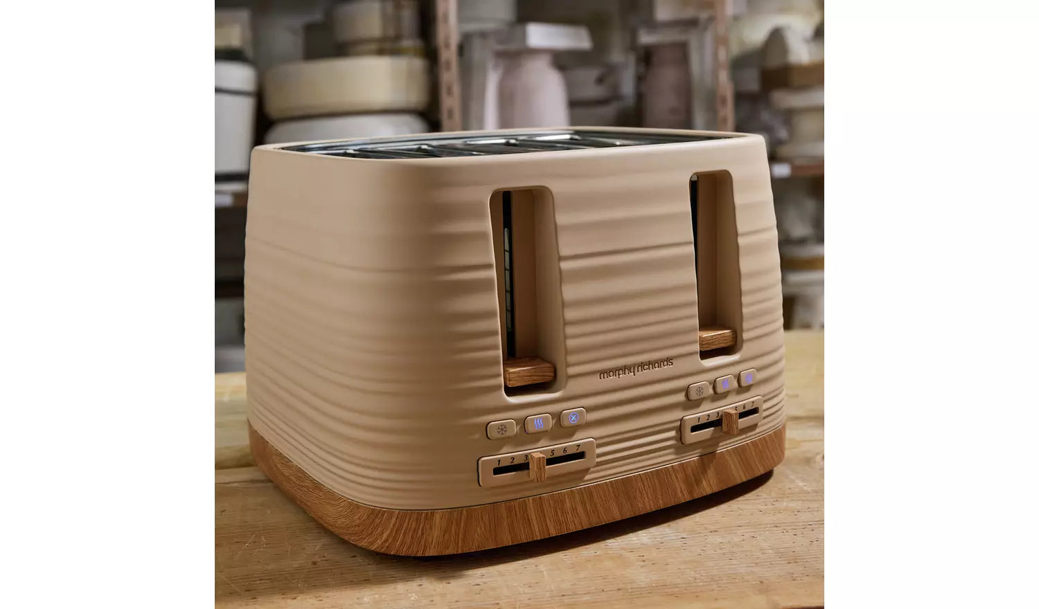 Morphy Clay 4-Slice Toaster