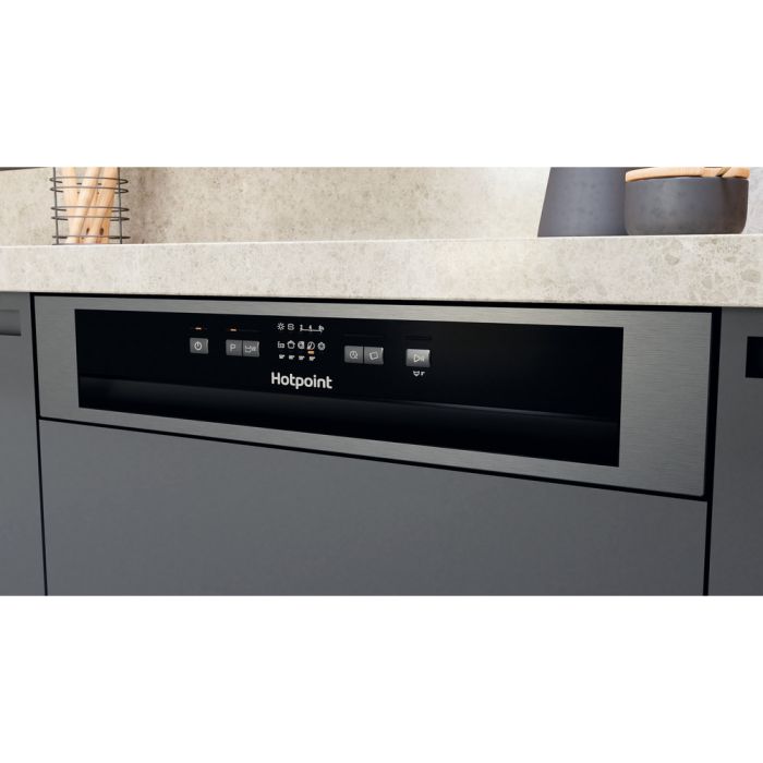 Hotpoint Semi‑Integrated Dishwasher – Stainless Steel