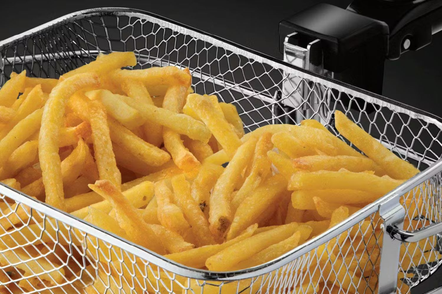 Russell Hobbs 2.5L Maxi Deep Fryer | 24570 | Black