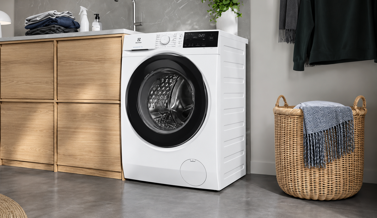 Electrolux SensiCare 600 10kg 1400 Spin Front-Load Washing Machine | EFI62142B