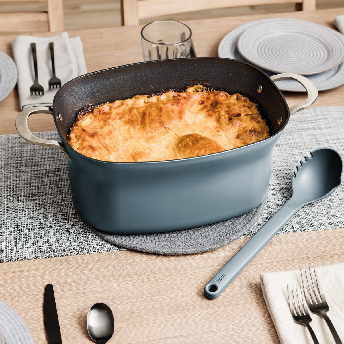 Ninja Foodi PossibleCooker 8-in-1 Multi Cooker 8L Sea Salt Grey | MC1001UK