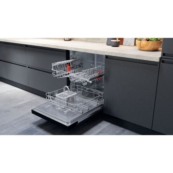 Hotpoint 60 cm Semi-Integrated Dishwasher – Black, 14 Place Settings