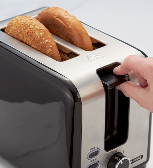 Judge Toaster - Black | JEA101